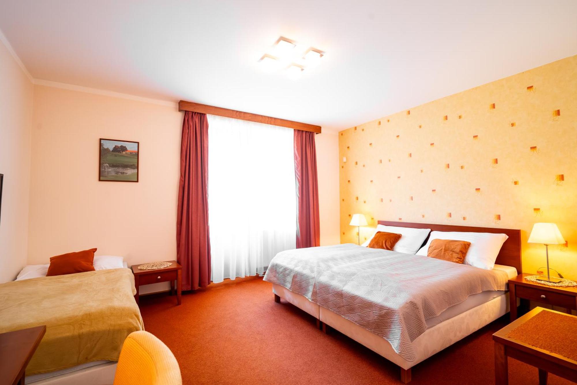 Golf Hotel Austerlitz Kültér fotó